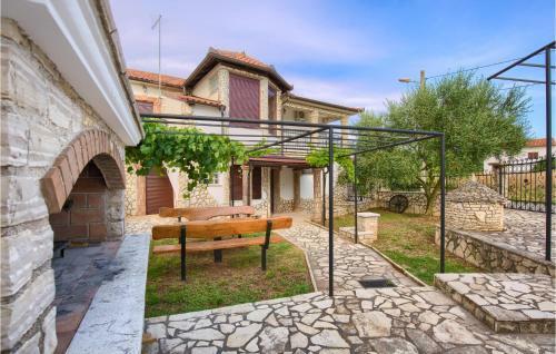 Nice Home In Jadreski With 4 Bedrooms