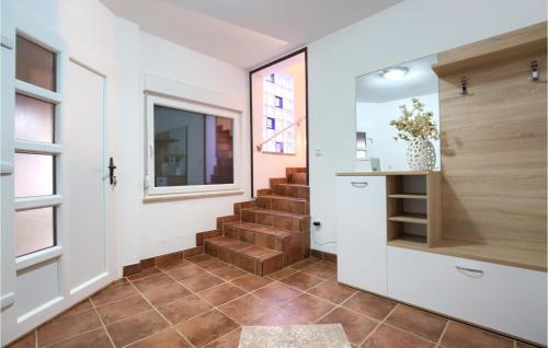 Nice Home In Jadreski With 4 Bedrooms