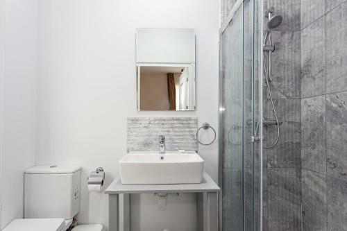 Hotel Balin Lonsdale