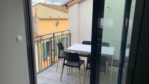 Town House With Terrace In Old Town