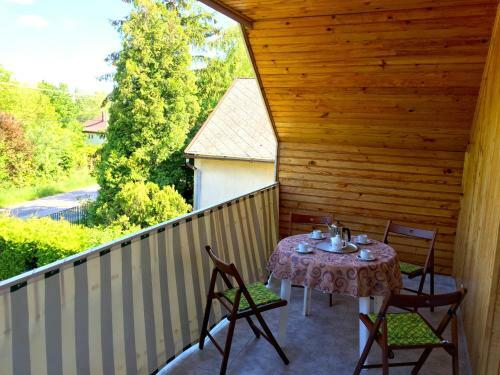Villa Sebesty�n Apartments