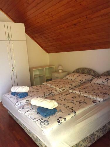Villa Sebesty�n Apartments