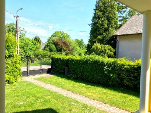 Villa Sebesty�n Apartments