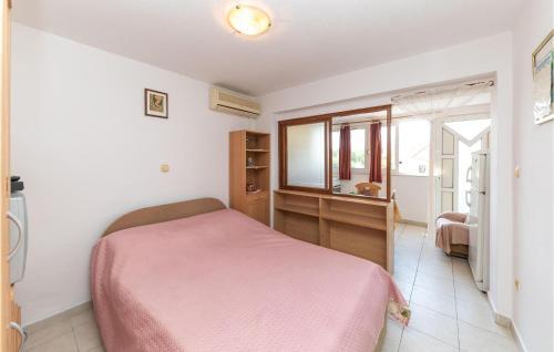 Stunning Apartment In Trogir With 1 Bedrooms