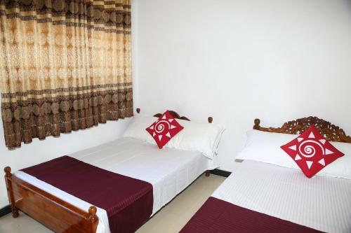 Hostal Rathnapala Guest