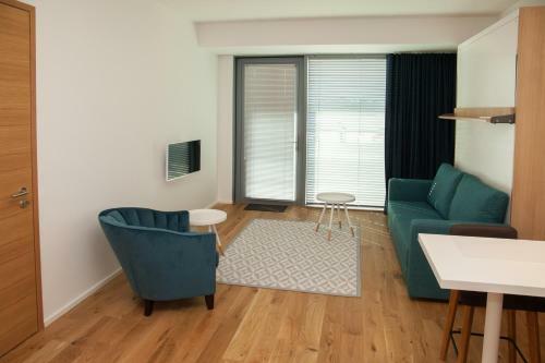 Riverside Apartment 3