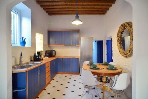 Barabas's Home - Traditional Home In Galissas