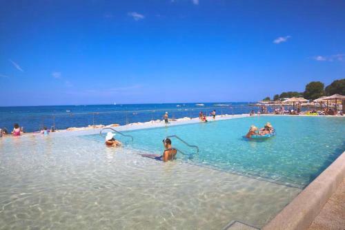 Charming 2-bedroom Apartment