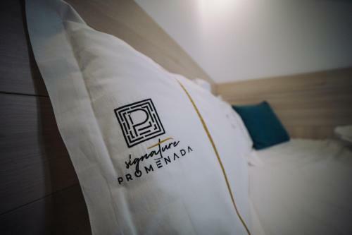 Signature Promenada Hotel Apartments