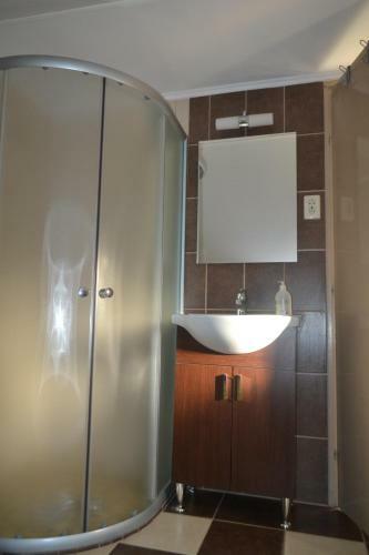 Csal�di Apartman Balatonkereszt�ron