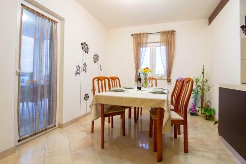 Villa House Paola