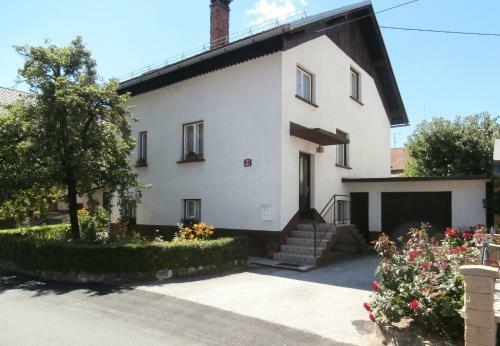 Rooms Apartma Cerknica