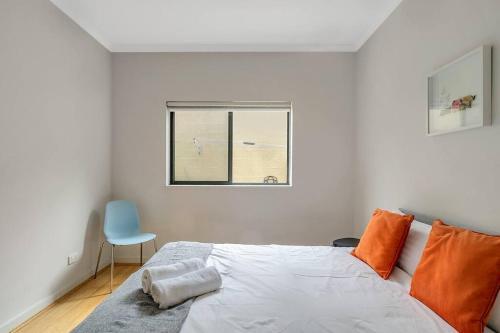 Stunning Urban Retreat / Redfern