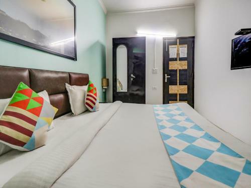 Hostal Oyo 80291 Jk Brothers Residency