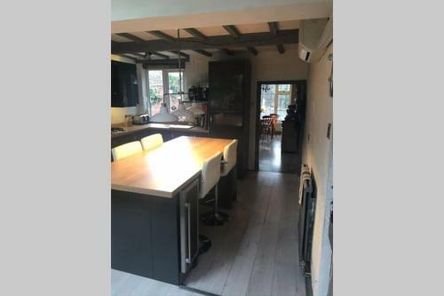 Entire Character House, Beautiful Sleeps Upto 8