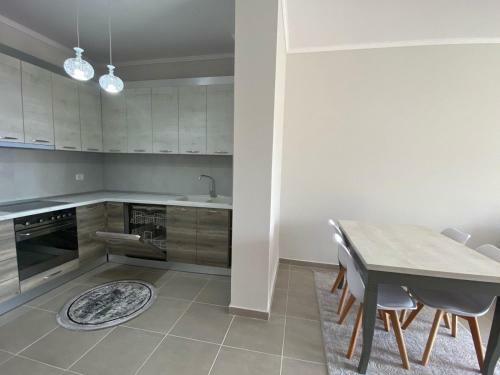 Sea View Apartment In Vlore - 008