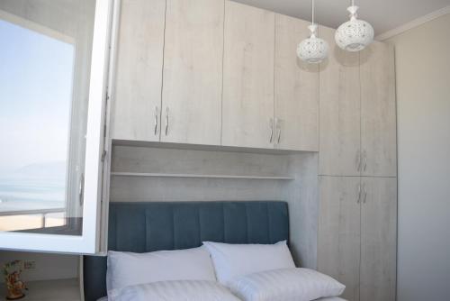 Sea View Apartment In Vlore - 008