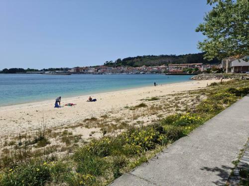 Cozy Apartment 30m From Rodeira Beach, Garage And Wifi