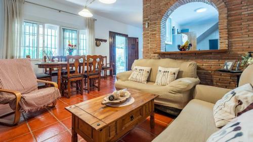 Villa Gran Solano Colmenar By Ruralidays