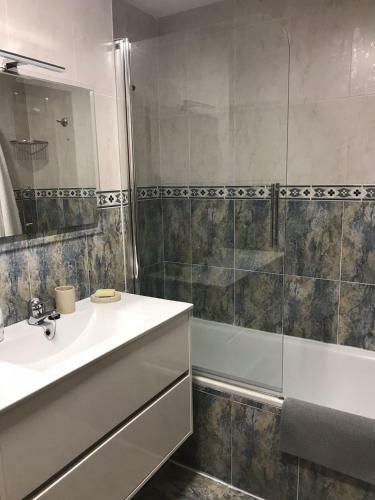 Casa Buganvilla. Apartamento Con Jard�n, A 100 Metros Del Centro.
