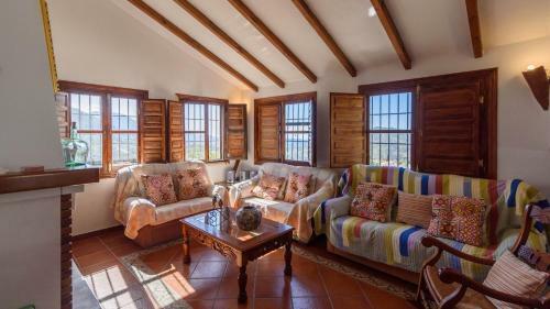 Cortijo Montes C�mpeta By Ruralidays