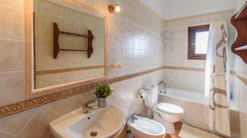 Cortijo Montes C�mpeta By Ruralidays