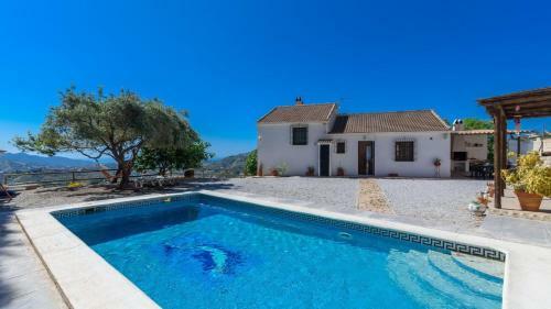 Cortijo Montes C�mpeta By Ruralidays