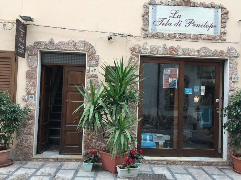 Hostal La Tela Di Penelope