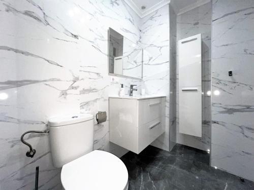 Charming Apartment In Comunidad Valenciana With Pool