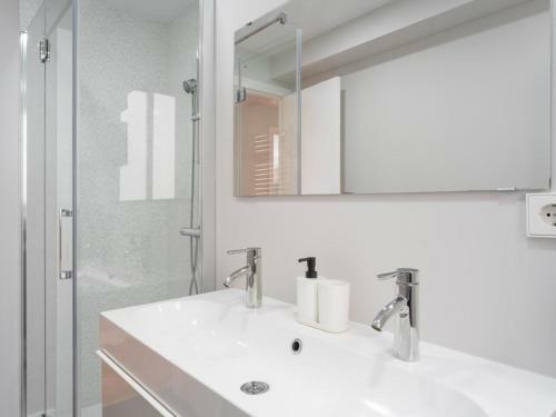 Apartamento Housingcoru�a Juan Florez