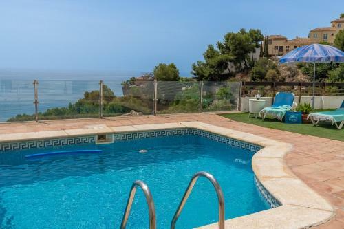 Villa On The Rocks