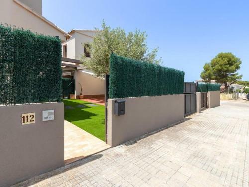 Wonderful House With A Nice Garden