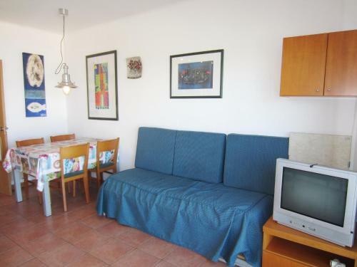 958 Apartment In Llan��