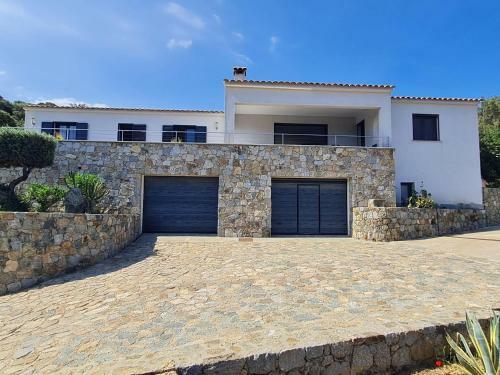 Attractive Holiday Home In Corbara With Private Pool