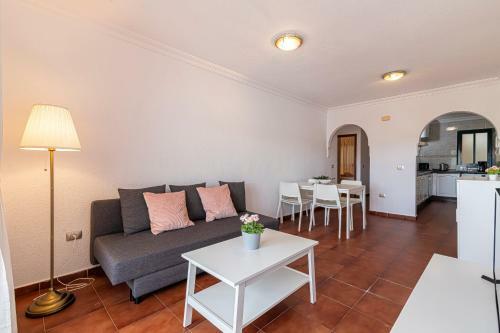 Apartamento Sun Holidays Home, Well Located Cristianos