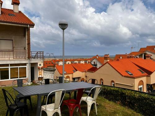 Apartamento Casa Con Jardin A 2 Min Playa, Garaje Privado