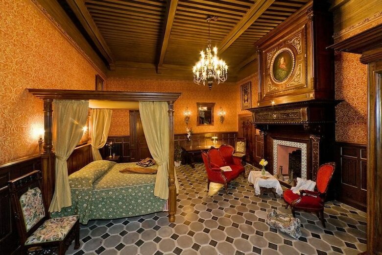 Hotel Chateau De Picomtal