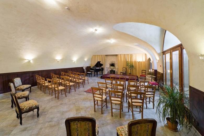 Hotel Chateau De Picomtal