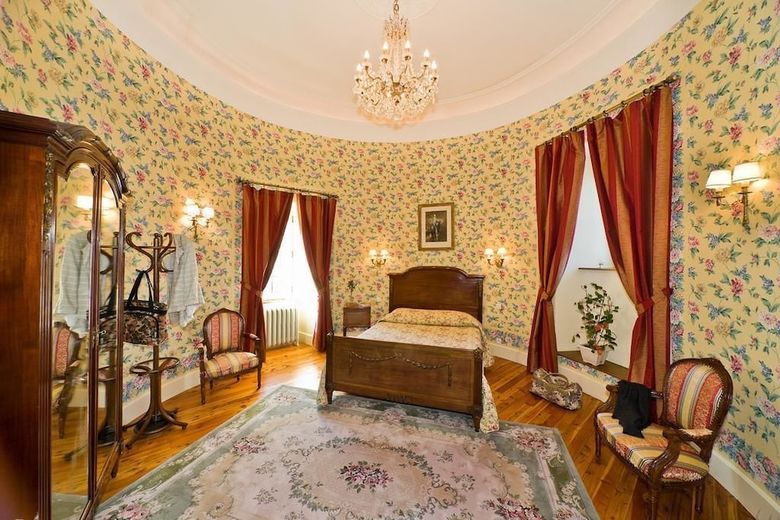 Hotel Chateau De Picomtal