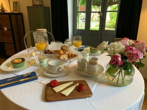 Bed & Breakfast Villa Marguerite Chambres Et Table D Hotes De Charme
