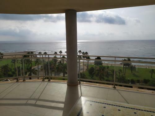 Apartamento Mondrian!! Primera L�nea Frontal Marina D'or