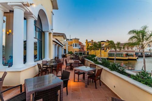 Stunning 2 Bedroom 2 Bathroom Town House - Ce7lt