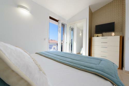 Apartamento Bonito Bungalow Con Piscina Junto A La Playa