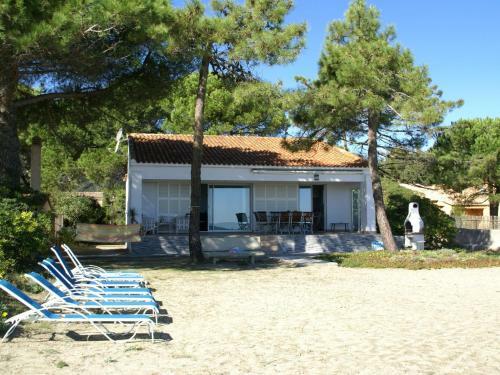 Attractive Villa In Moriani Plage At Sea