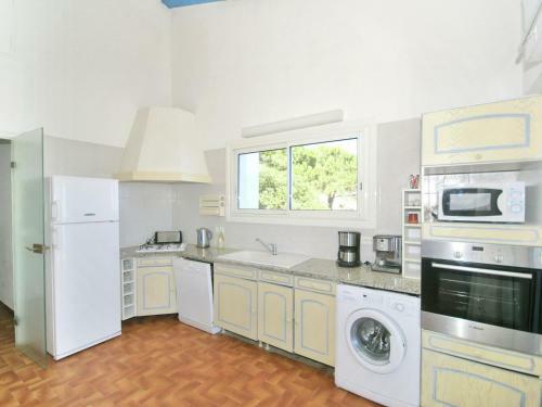 Attractive Villa In Moriani Plage At Sea