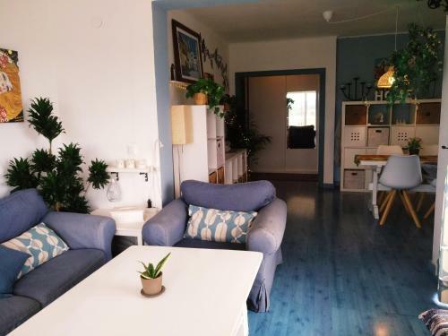 Apartment Near The Sea
