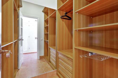 Yolo Spaces - Sotogrande - White House Villa