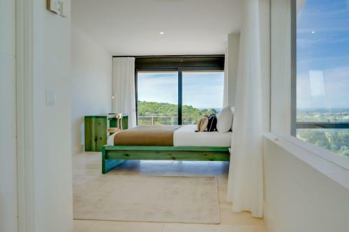 Spectacular Luxury Villa In Complete Silence