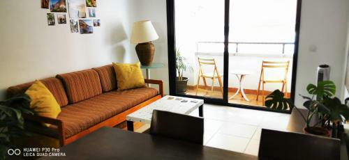 Bright, Modern Apartment With Balcony And Terrace