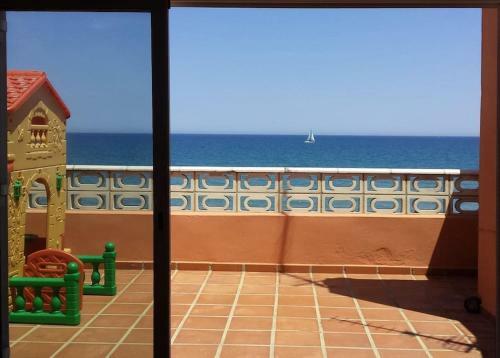 Villa Beachfront House, Valencia, Wifi, Paddle Surf Board, Incredible Views